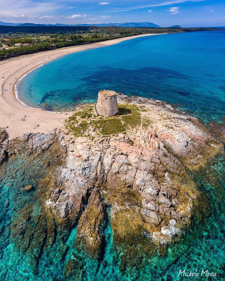 Naked House Sardinia Apartamento Bari Sardo Exterior foto